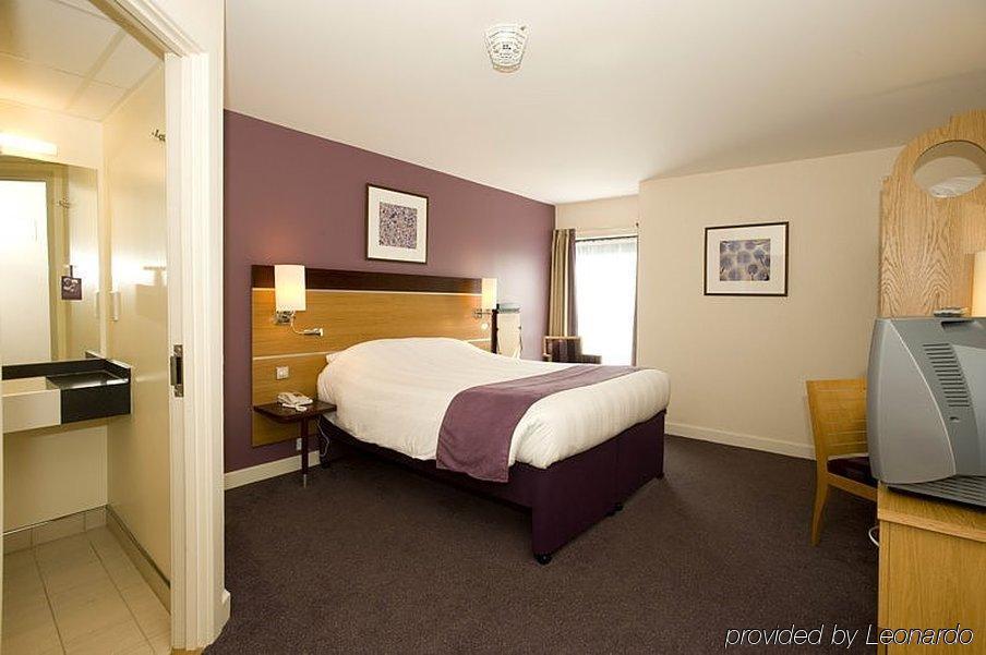 Premier Dublin Airport 3* Swords